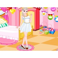 Elsa dress-up